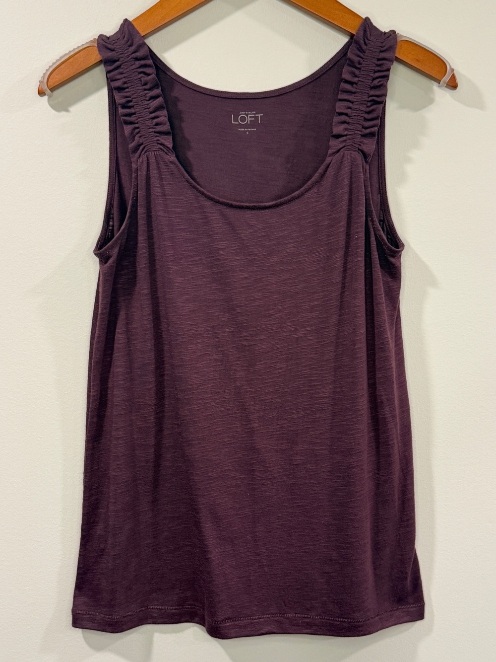 LOFT Womens Ruched Strap Tank Top in Plum Size S
